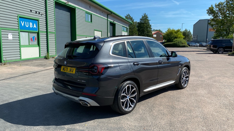 BMW X3 xDrive 30e xLine 5dr Auto Estate - Image 27