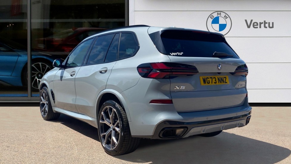 BMW X5 xDrive30d MHT M Sport 5dr Auto Diesel Estate - Image 2