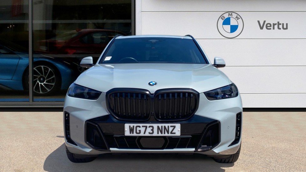 BMW X5 xDrive30d MHT M Sport 5dr Auto Diesel Estate - Image 16