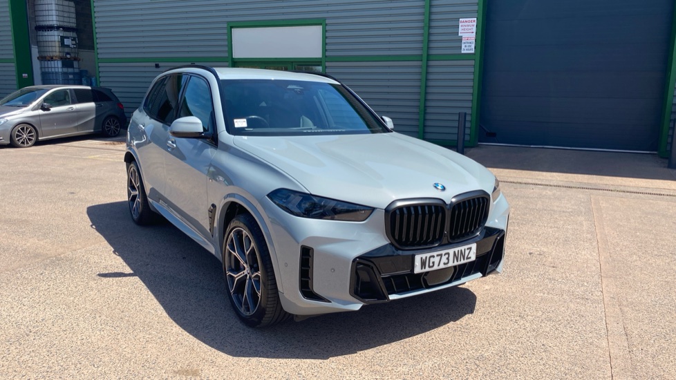 BMW X5 xDrive30d MHT M Sport 5dr Auto Diesel Estate - Image 24