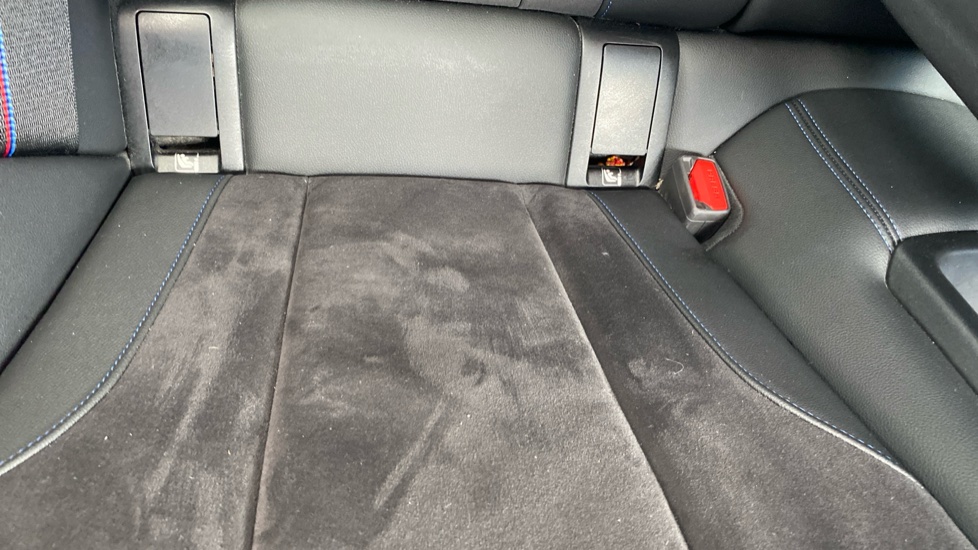 BMW 2 Series 220i M Sport 2dr Step Auto Petrol Coupe - Image 39