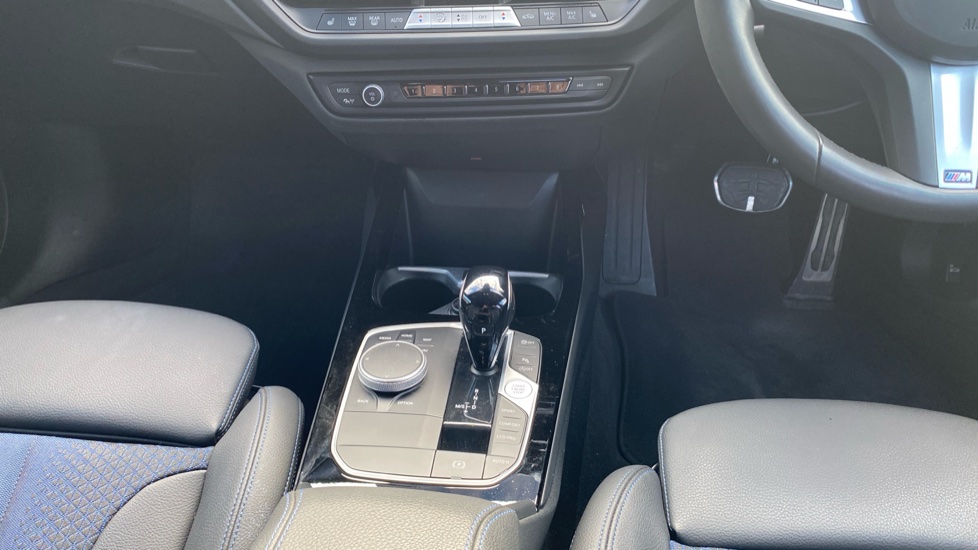 BMW 2 Series 218i [136] M Sport 4dr DCT Petrol Saloon - Image 10