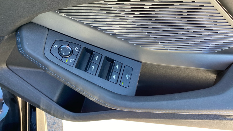 BMW 2 Series 220 M Sport 4dr Step Auto Petrol Saloon - Image 34