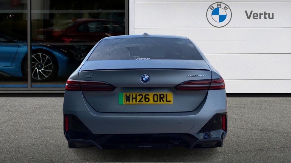BMW i5 250kW eDrive40 M Sport Pro 84kWh 4dr Auto [Comf+] Electric Saloon - Image 15