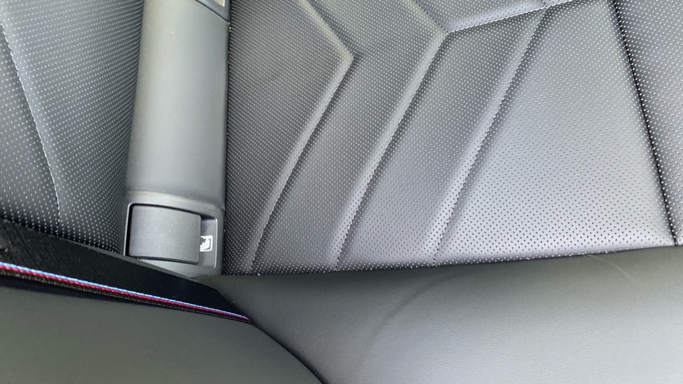 BMW i5 250kW eDrive40 M Sport Pro 84kWh 4dr Auto [Comf+] Electric Saloon - Image 45