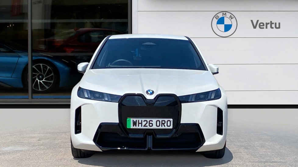 BMW iX 300kW xDrive45 M Sport 101kWh 5dr Auto Electric Estate - Image 16