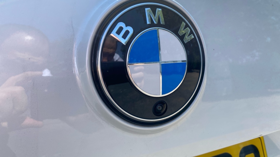 BMW iX 300kW xDrive45 M Sport 101kWh 5dr Auto Electric Estate - Image 23