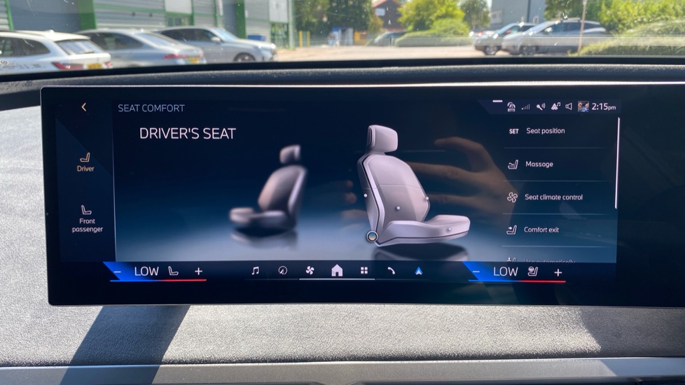 BMW iX 300kW xDrive45 M Sport 101kWh 5dr Auto Electric Estate - Image 38