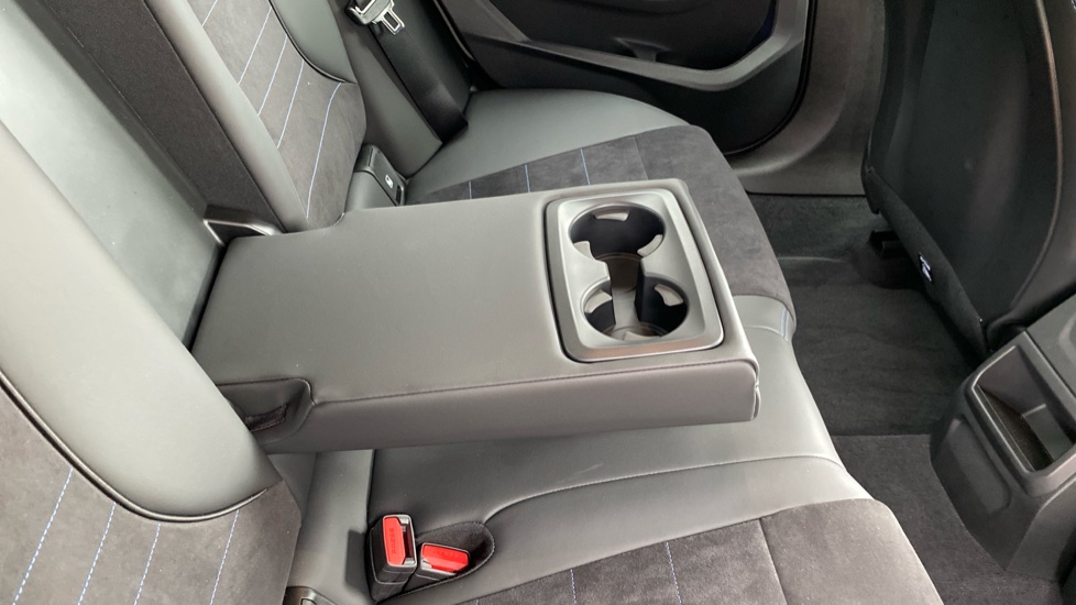 BMW 2 Series 220 M Sport 4dr Step Auto Petrol Saloon - Image 31
