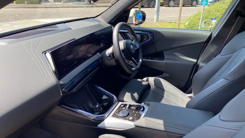 BMW X3 30e xDrive M Sport 5dr Auto Estate - Image 7
