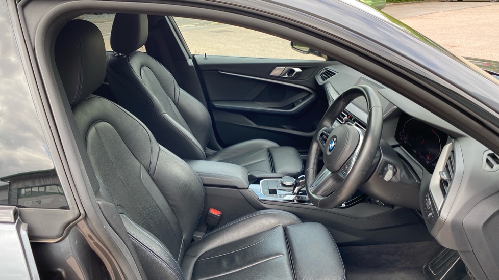 BMW 2 Series 218i [136] M Sport 4dr Petrol Saloon - Image 11