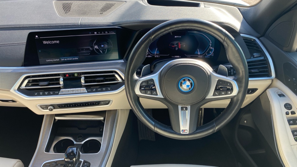 BMW X5 xDrive45e M Sport 5dr Auto Estate - Image 5