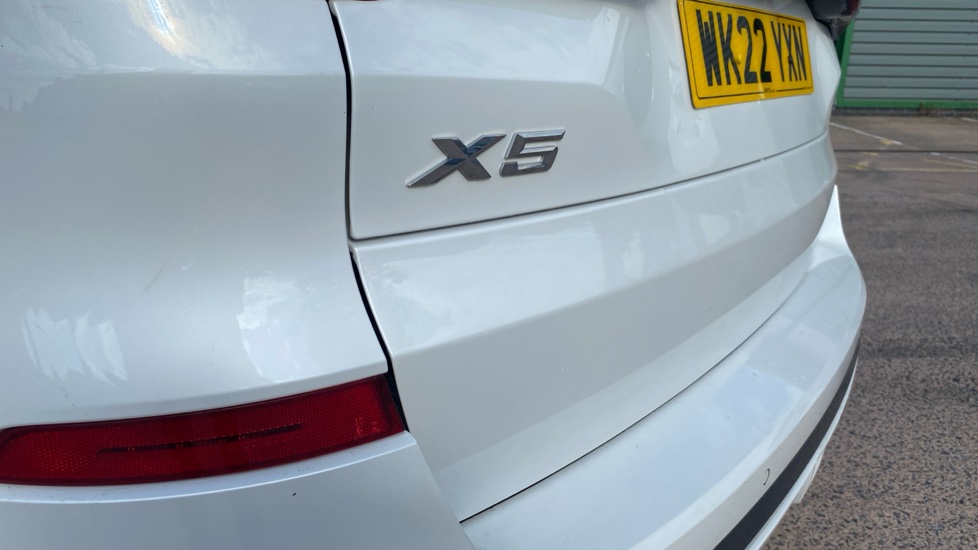 BMW X5 xDrive45e M Sport 5dr Auto Estate - Image 28