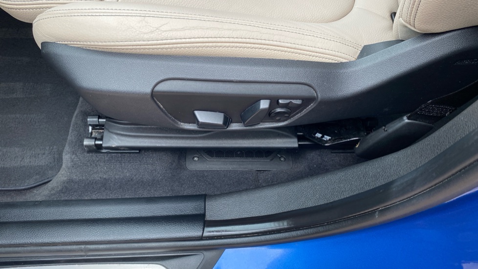 BMW X1 xDrive 20d M Sport 5dr Step Auto Diesel Estate - Image 30
