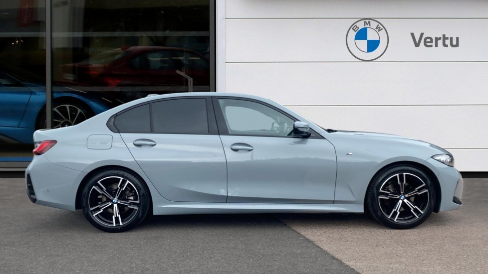 BMW 3 Series 320i M Sport 4dr Step Auto Petrol Saloon - Image 3