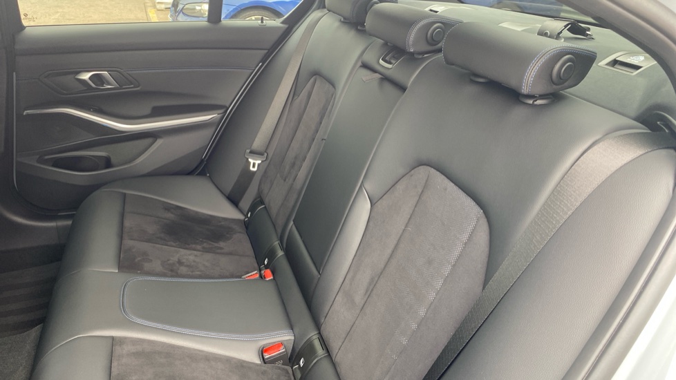 BMW 3 Series 320i M Sport 4dr Step Auto Petrol Saloon - Image 12