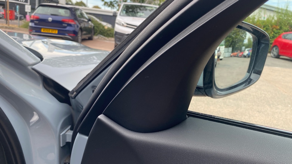 BMW 3 Series 320i M Sport 4dr Step Auto Petrol Saloon - Image 20