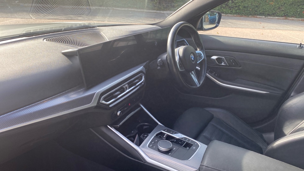 BMW 3 Series 320i M Sport 4dr Step Auto Petrol Saloon - Image 7