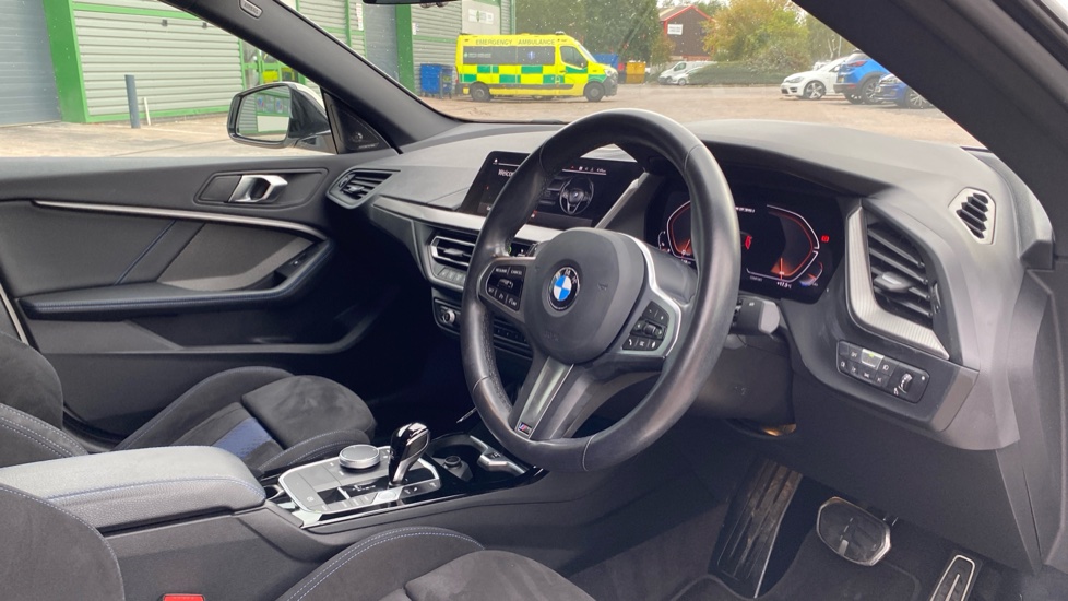 BMW 2 Series M235i xDrive 4dr Step Auto [Pro Pack] Petrol Saloon - Image 6