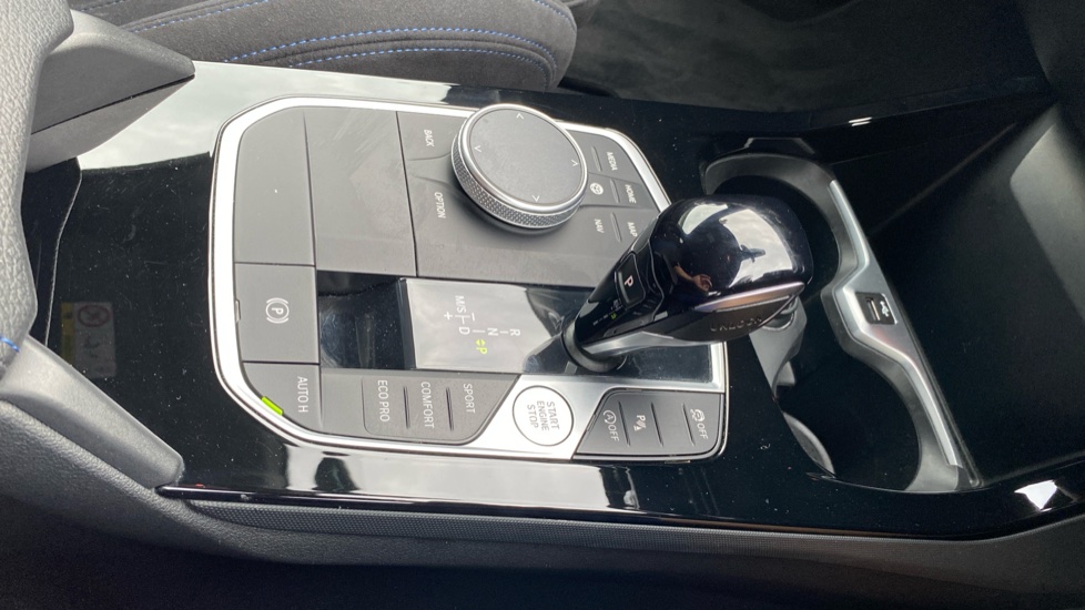 BMW 2 Series M235i xDrive 4dr Step Auto [Pro Pack] Petrol Saloon - Image 19