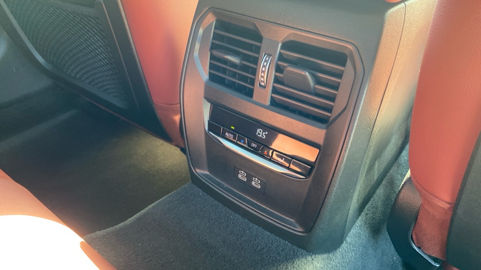 BMW 3 Series 320i M Sport 4dr Step Auto Petrol Saloon - Image 43