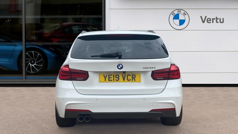BMW 3 Series 320i M Sport 5dr Step Auto Petrol Estate - Image 15