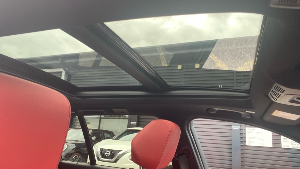 BMW 3 Series 320i M Sport 5dr Step Auto Petrol Estate - Image 53