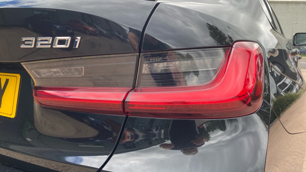 BMW 3 Series 320i M Sport 4dr Step Auto [Pro Pack] Petrol Saloon - Image 22