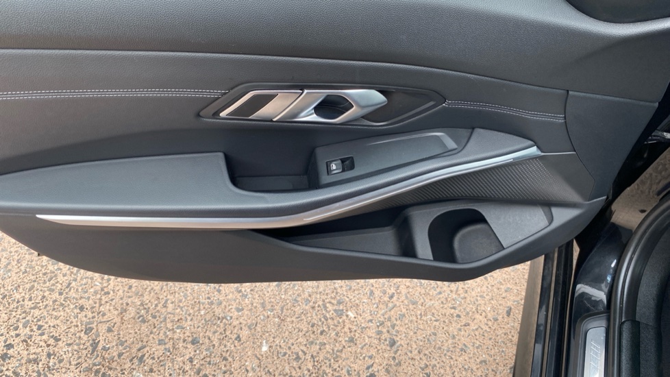 BMW 3 Series 320i M Sport 4dr Step Auto [Pro Pack] Petrol Saloon - Image 31