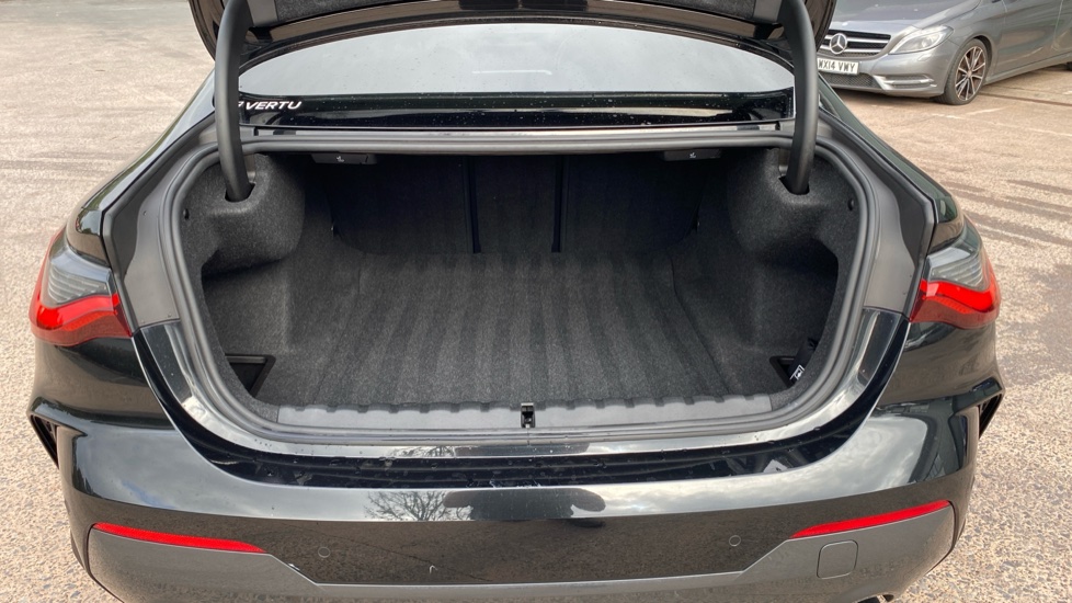 BMW 4 Series 420d MHT M Sport 2dr Step Auto Diesel Coupe - Image 13