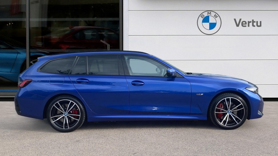 BMW 3 Series 330e M Sport 5dr Step Auto Estate - Image 3