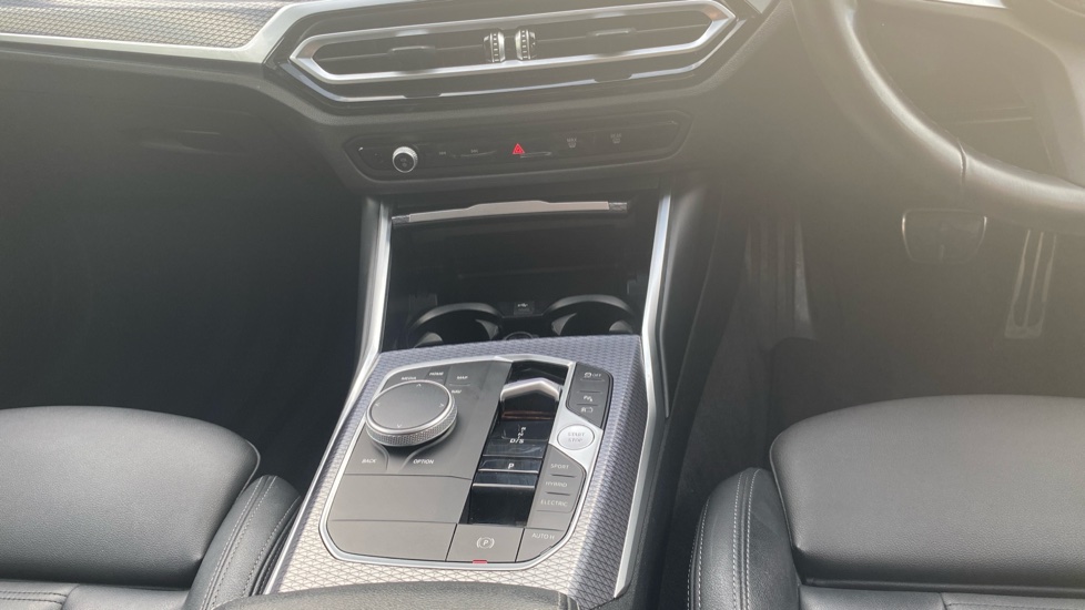 BMW 3 Series 330e M Sport 5dr Step Auto Estate - Image 10