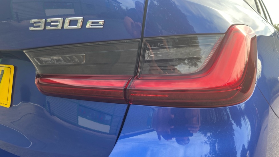 BMW 3 Series 330e M Sport 5dr Step Auto Estate - Image 22