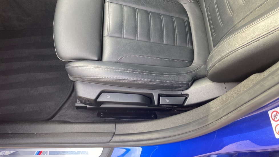 BMW 3 Series 330e M Sport 5dr Step Auto Estate - Image 32