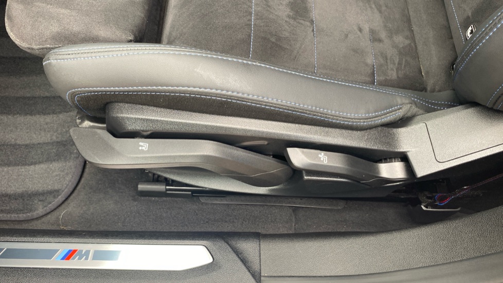 BMW 1 Series 120 M Sport 5dr Step Auto [Pro Pack] Petrol Hatchback - Image 33