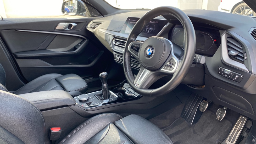 BMW 1 Series 116d M Sport 5dr Diesel Hatchback - Image 6