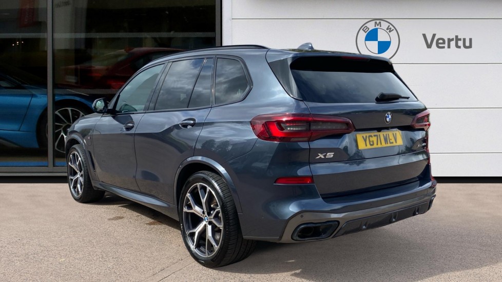 BMW X5 xDrive45e M Sport 5dr Auto Estate - Image 2