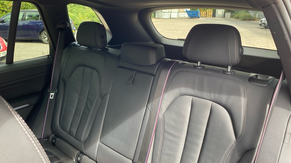 BMW X5 xDrive45e M Sport 5dr Auto Estate - Image 12