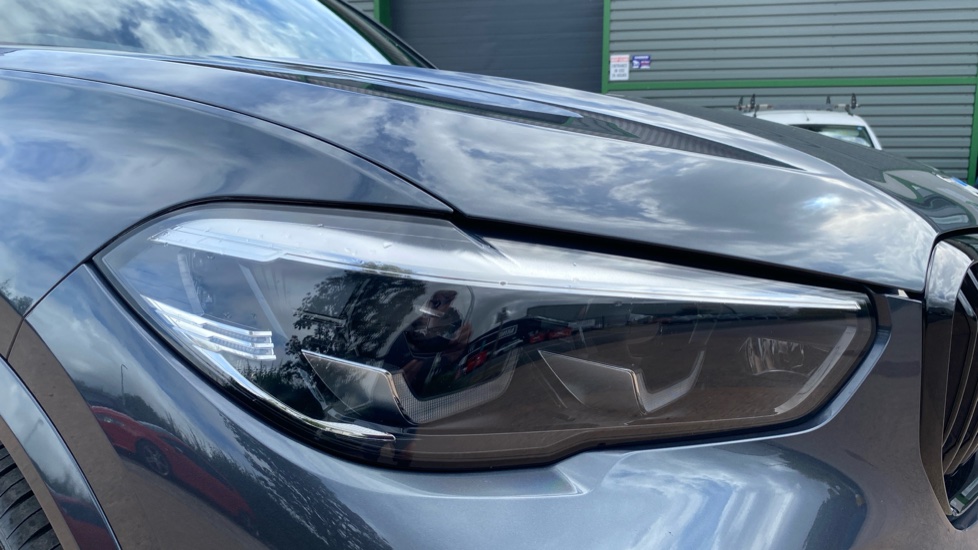 BMW X5 xDrive45e M Sport 5dr Auto Estate - Image 23
