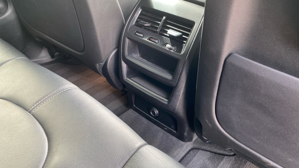 BMW X5 xDrive45e M Sport 5dr Auto Estate - Image 39