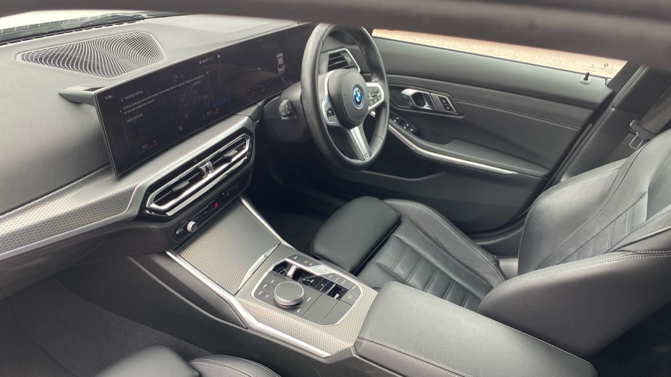 BMW 3 Series 330e M Sport 4dr Step Auto Saloon - Image 7