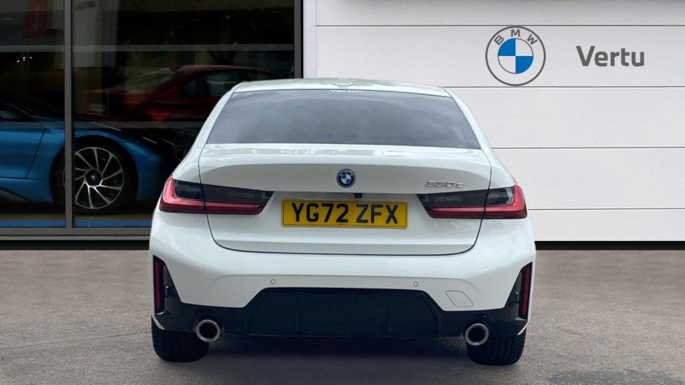 BMW 3 Series 330e M Sport 4dr Step Auto Saloon - Image 15