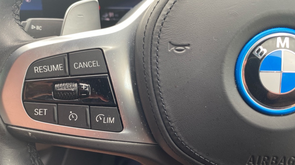 BMW 3 Series 330e M Sport 4dr Step Auto Saloon - Image 17