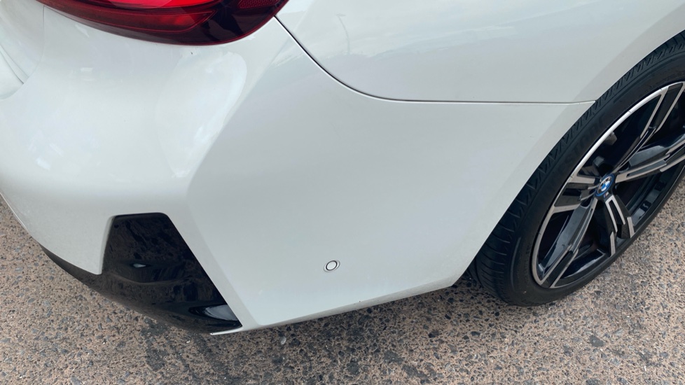 BMW 3 Series 330e M Sport 4dr Step Auto Saloon - Image 28
