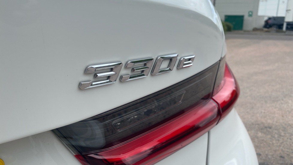 BMW 3 Series 330e M Sport 4dr Step Auto Saloon - Image 37