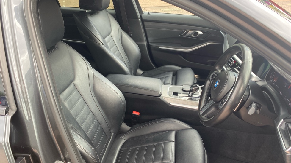 BMW 3 Series M340i xDrive 4dr Step Auto Petrol Saloon - Image 11