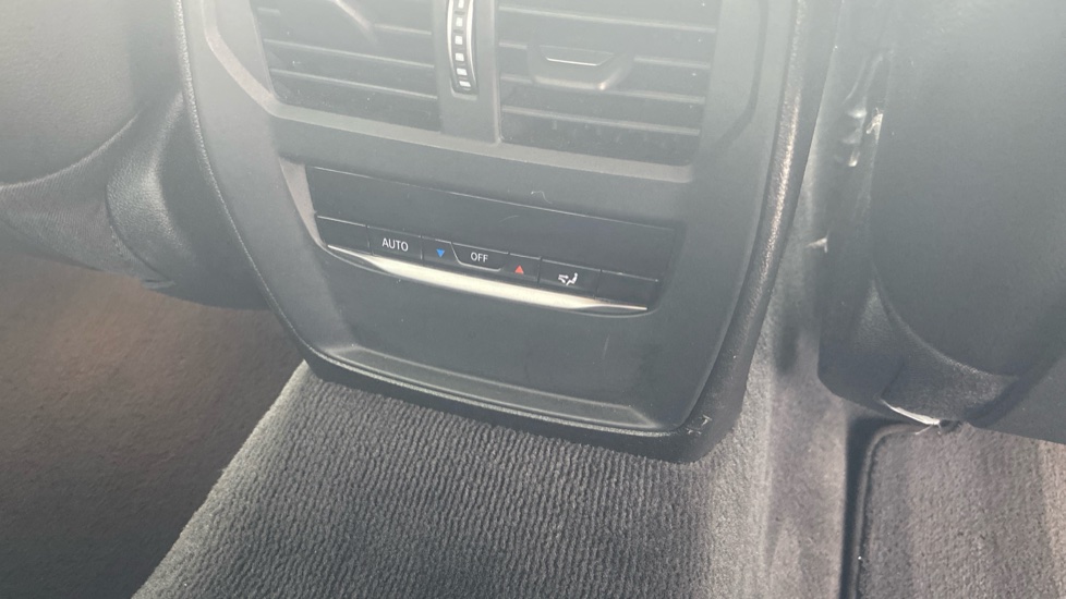 BMW 3 Series M340i xDrive 4dr Step Auto Petrol Saloon - Image 40