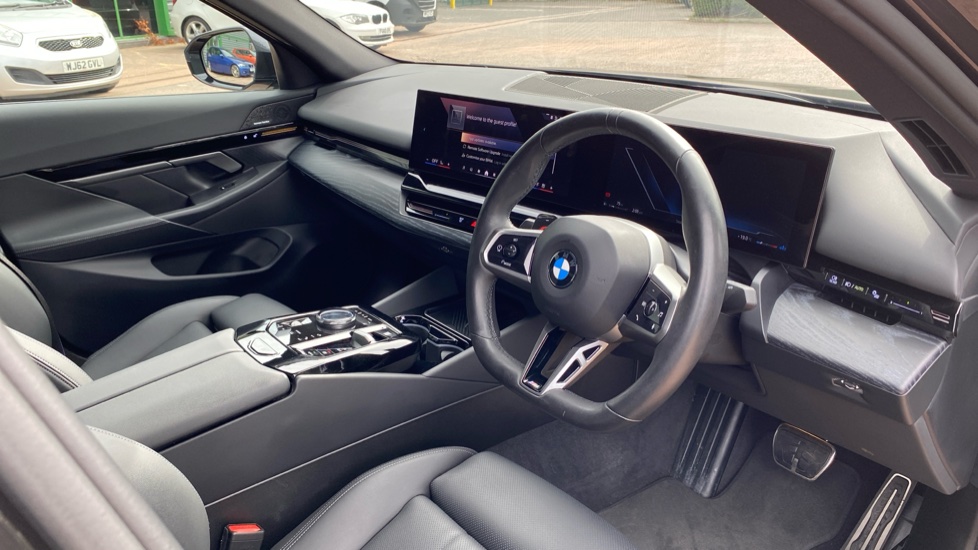 BMW 5 Series 520i M Sport Pro 4dr Auto Petrol Saloon - Image 6