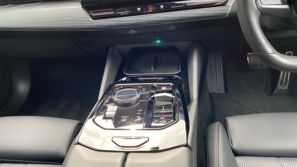 BMW 5 Series 520i M Sport Pro 4dr Auto Petrol Saloon - Image 10