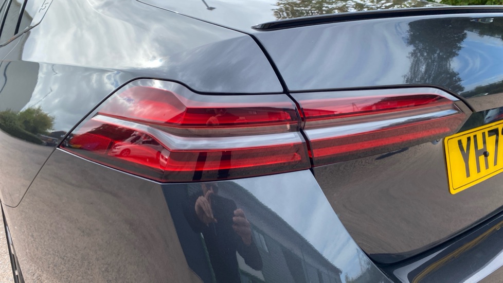 BMW 5 Series 520i M Sport Pro 4dr Auto Petrol Saloon - Image 22